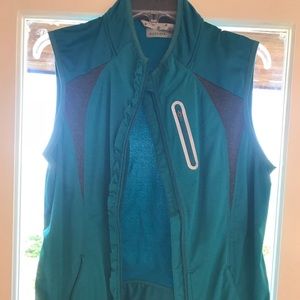 Athleta Run Vest, Size Large, Beautiful Teal Color